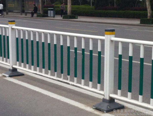 道路護欄